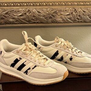 Women’s Adidas Beige and Dark Brown Animal Print details Sneakers 8